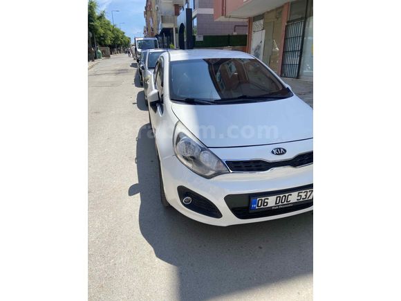 Sahibinden Kia Rio 1.4 CRDi Fancy 2013 Model 