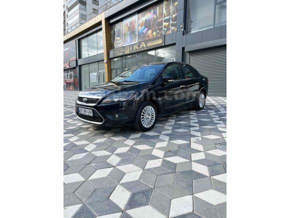 Sahibinden Ford Focus 1.6 TDCi Titanium 2008 Model  196.000 km Siyah