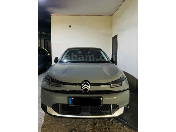 Citroen C4 X 1.2 PureTech Max 2025 Model  8.500 km Yeşil