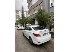 Sahibinden Hyundai Accent Blue 1.6 CRDI Mode Plus 2015 Model  252.000 km Beyaz