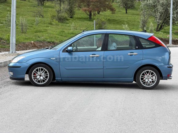 Sahibinden Ford Focus 1.6 Ghia 2004 Model 