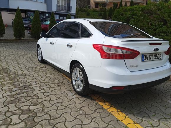 Sahibinden Ford Focus 1.6 TDCi Titanium 2014 Model  236.661 km Beyaz