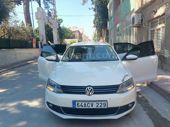 Sahibinden Volkswagen Jetta 1.6 TDi Comfortline 2012 Model  278.000 km Beyaz