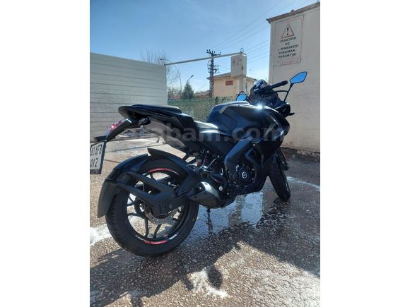 Sahibinden temiz Bajaj Pulsar 200 RS