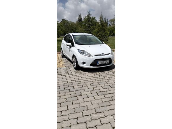 Sahibinden Ford Fiesta 1.4 Titanium 2010 Model