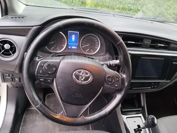 ACİLLLL. Toyota Corolla 1.4 D-4D Touch 2016 166.000 Km otomatik. ufak pazarlikli l