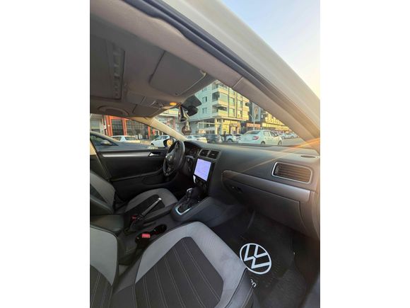 Sahibinden Volkswagen Jetta 1.6 TDi Comfortline 2014 Model  217.000 km Beyaz
