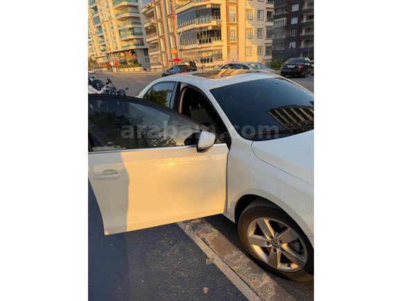 Sahibinden Volkswagen Jetta 1.6 TDi Comfortline 2014 Model  217.000 km Beyaz