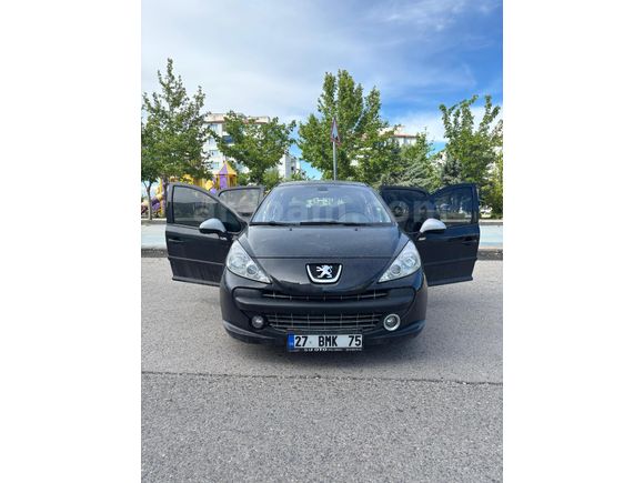 Sahibinden Peugeot 207 1.6 HDi Dynamic 2008 Model