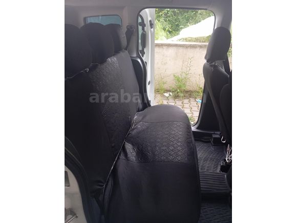 Sahibinden Fiat Fiorino Combi 1.3 Multijet Trekking 2014 Model  274 km Beyaz