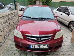DEĞİŞENSİZ DÜŞÜK KM'DE AZ YAKAN HONDA CİTY