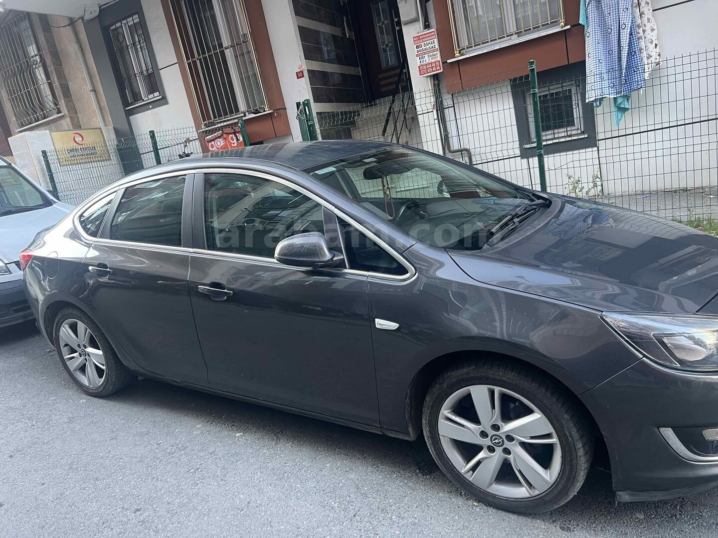 Sahibinden Opel Astra 1.3 CDTI Sport 2013 Model İstanbul 157.000 km Füme 2