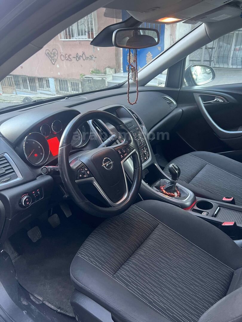 Sahibinden Opel Astra 1.3 CDTI Sport 2013 Model İstanbul 157.000 km Füme 7