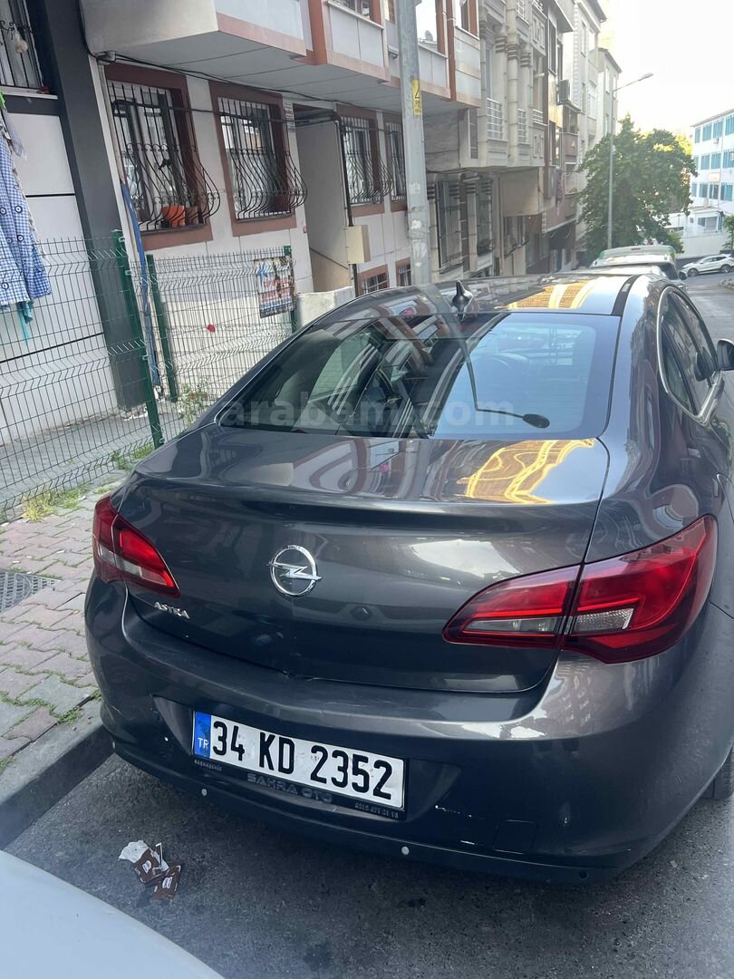 Sahibinden Opel Astra 1.3 CDTI Sport 2013 Model İstanbul 157.000 km Füme 5