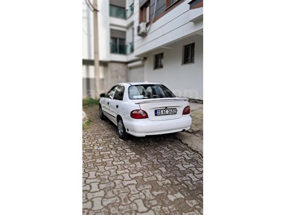 Sahibinden Hyundai Accent 1.5 GLS 2000 Model