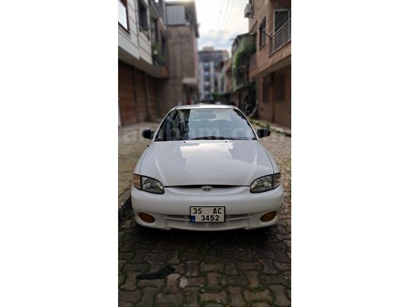 Sahibinden Hyundai Accent 1.5 GLS 2000 Model