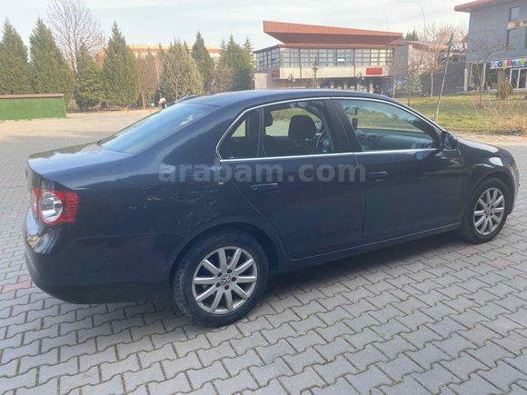 Sahibinden Volkswagen Jetta 1.6 TDi Comfortline 2010 Model 