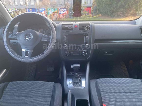 Sahibinden Volkswagen Jetta 1.6 TDi Comfortline 2010 Model 