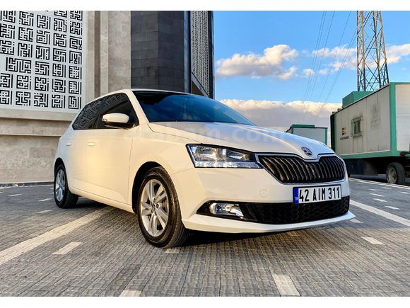 Sahibinden Skoda Fabia 1.0 TSİ turbo Premium 2021 Model