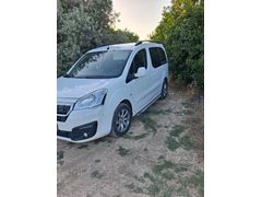 Sahibinden Peugeot Partner 1.6 HDI Allure 2016 Model  205 km Beyaz