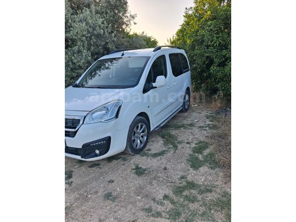 Sahibinden Peugeot Partner 1.6 HDI Allure 2016 Model  205 km Beyaz