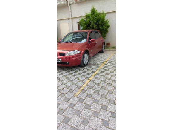10 yıllık sahibinden temiz bakımlı megane
