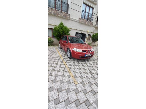 10 yıllık sahibinden temiz bakımlı megane