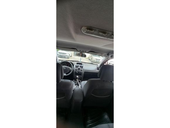 10 yıllık sahibinden temiz bakımlı megane