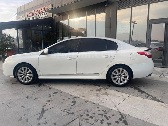 Sahibinden Renault Latitude 2.0 dCi Privilege 2012 Model İstanbul