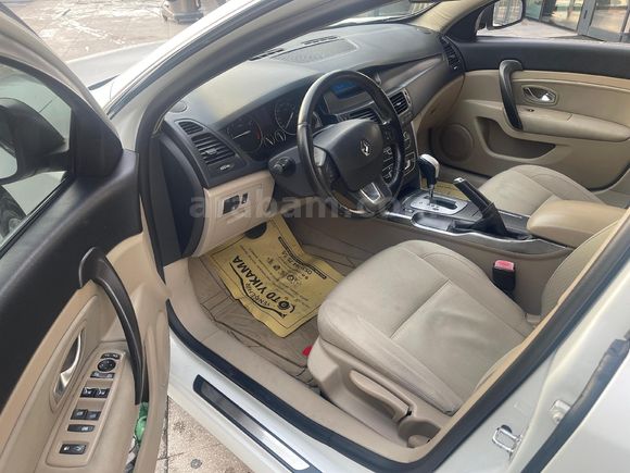 Sahibinden Renault Latitude 2.0 dCi Privilege 2012 Model İstanbul