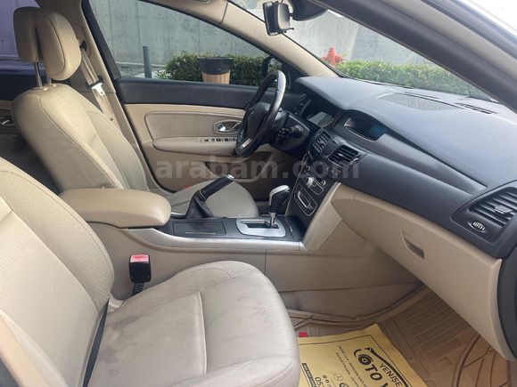 Sahibinden Renault Latitude 2.0 dCi Privilege 2012 Model İstanbul
