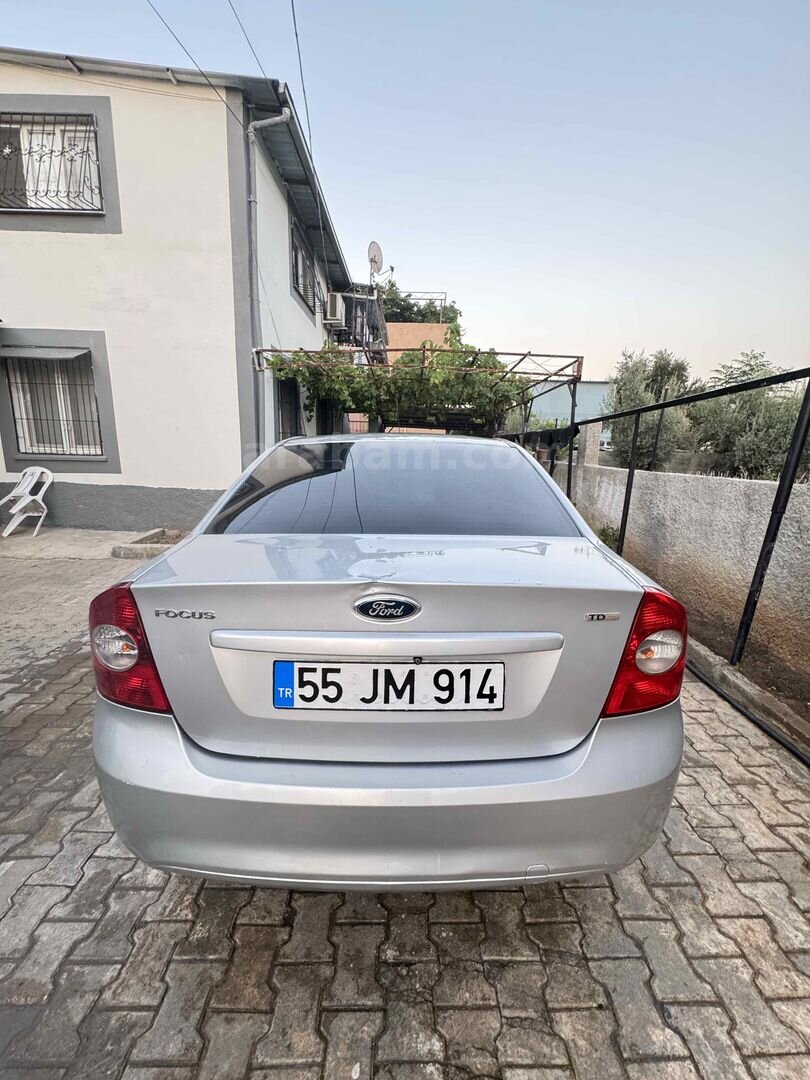 Sahibinden Ford Focus 1.6 TDCi Trend X 2010 Model Adana 304.000 km Gri 2