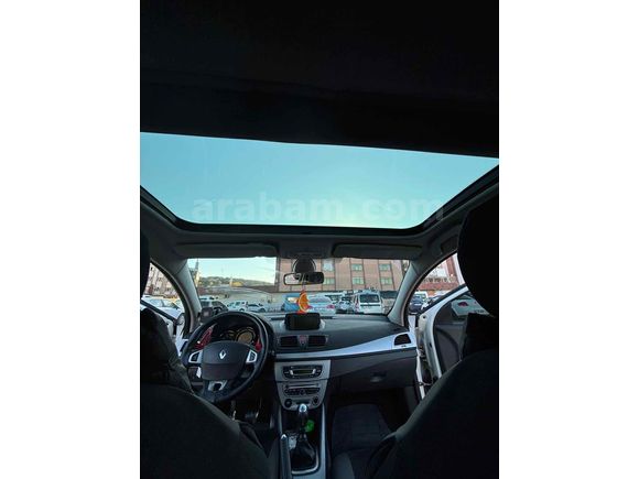 Sahibinden Renault Megane 1.5 dCi Dynamique 2011 Model 