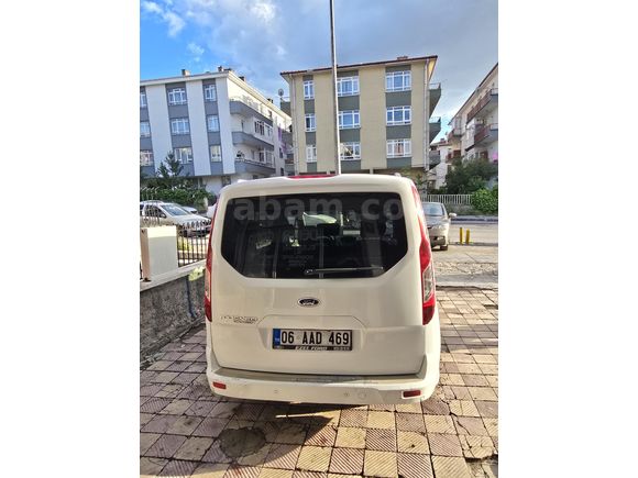 Sahibinden Ford Tourneo Connect 1.6 TDCI Titanium 2015 Model