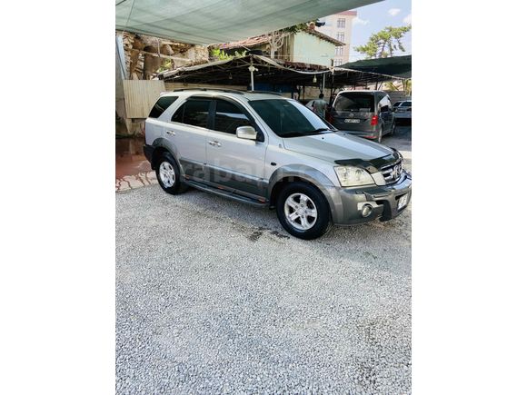 Sahibinden Kia Sorento 2.5 CRDi EX 2006 Model  321000km Gri (Gümüş)