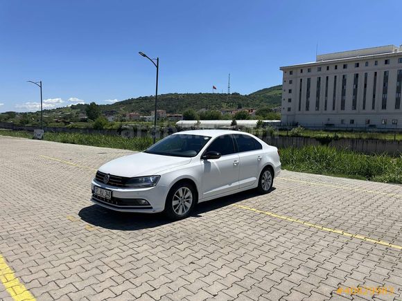 OTOMATİK SORUNSUZ JETTA