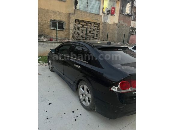 Sahibinden Honda Civic 1.6 Elegance 2010 Model  251.000 km Siyah