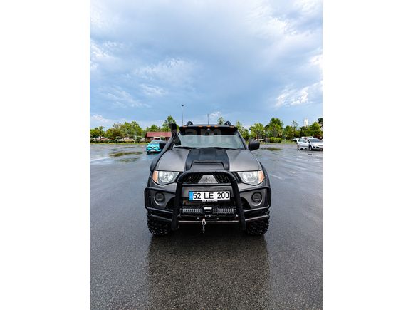 SAHİBİNDEN ÖZEL PLAKALI L200