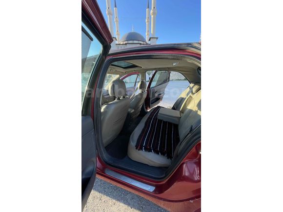 Sahibinden Renault Laguna 2.0 Privilege 2004 Model 
