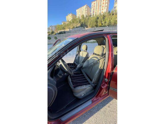 Sahibinden Renault Laguna 2.0 Privilege 2004 Model 