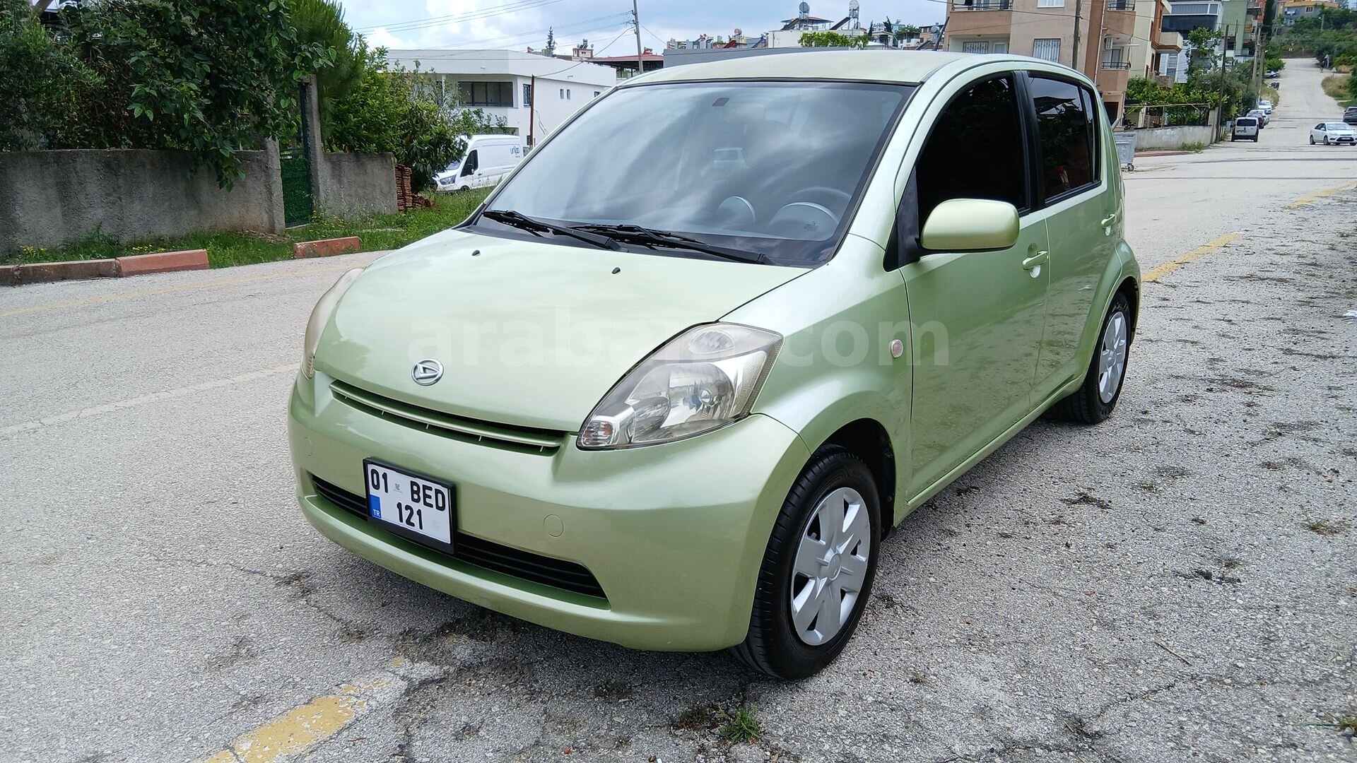 Sahibinden Daihatsu Sirion 1.3 Sporty 2006 Model Adana 131.000 km Yeşil (metalik) 4