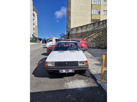 Sahibinden Renault R 9 1.4 Broadway GTE 1992 Model