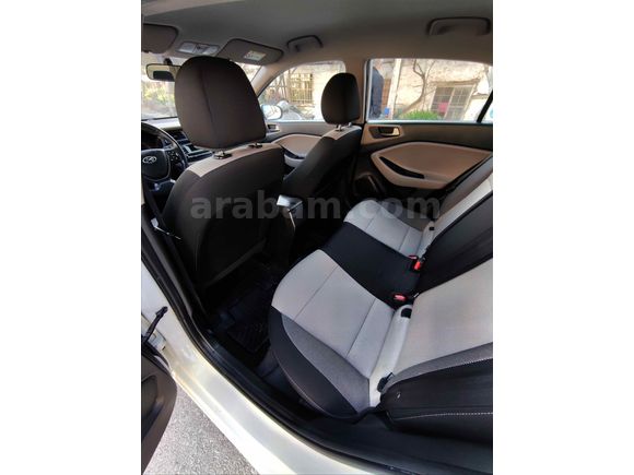 Sahibinden Hyundai i20 1.4 CRDi Style 2017 Model 