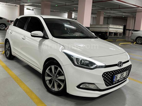 Sahibinden Hyundai i20 1.4 CRDi Style 2017 Model 