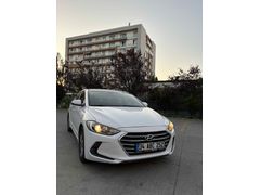 Sahibinden Hyundai Elantra 1.6 CRDi Style Plus 2017 Model  205.000 km Beyaz