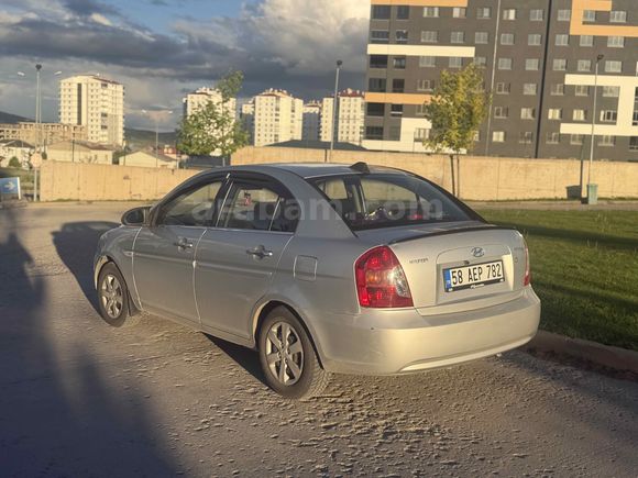 Sahibinden Hyundai Accent Era 1.4 Team 2011 Model 