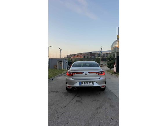 Sahibinden Renault Megane 1.5 Blue DCI Touch 2020 Model 