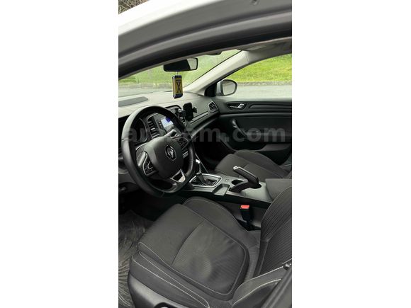 Sahibinden Renault Megane 1.5 Blue DCI Touch 2020 Model 