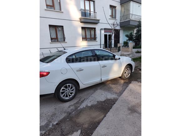 Sahibinden Renault Fluence 1.6 Icon 2013 Model