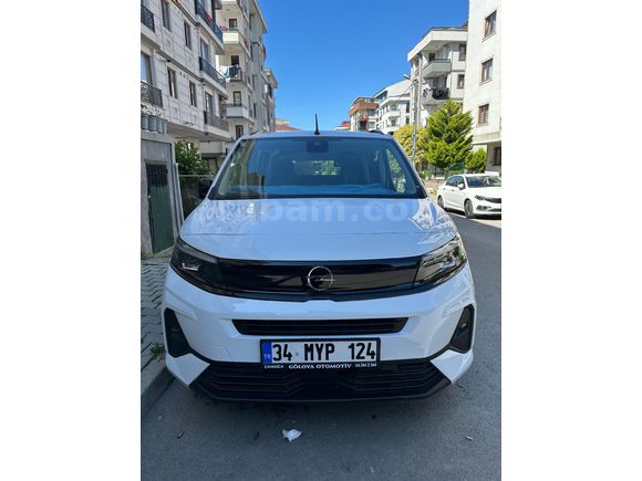 Sahibinden Opel Combo 1.5 CDTI Essential 2025 Model  22.000 km Beyaz